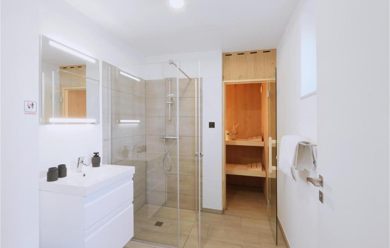Lovely Home In Lembruch-Duemmer See With Sauna Buitenkant foto